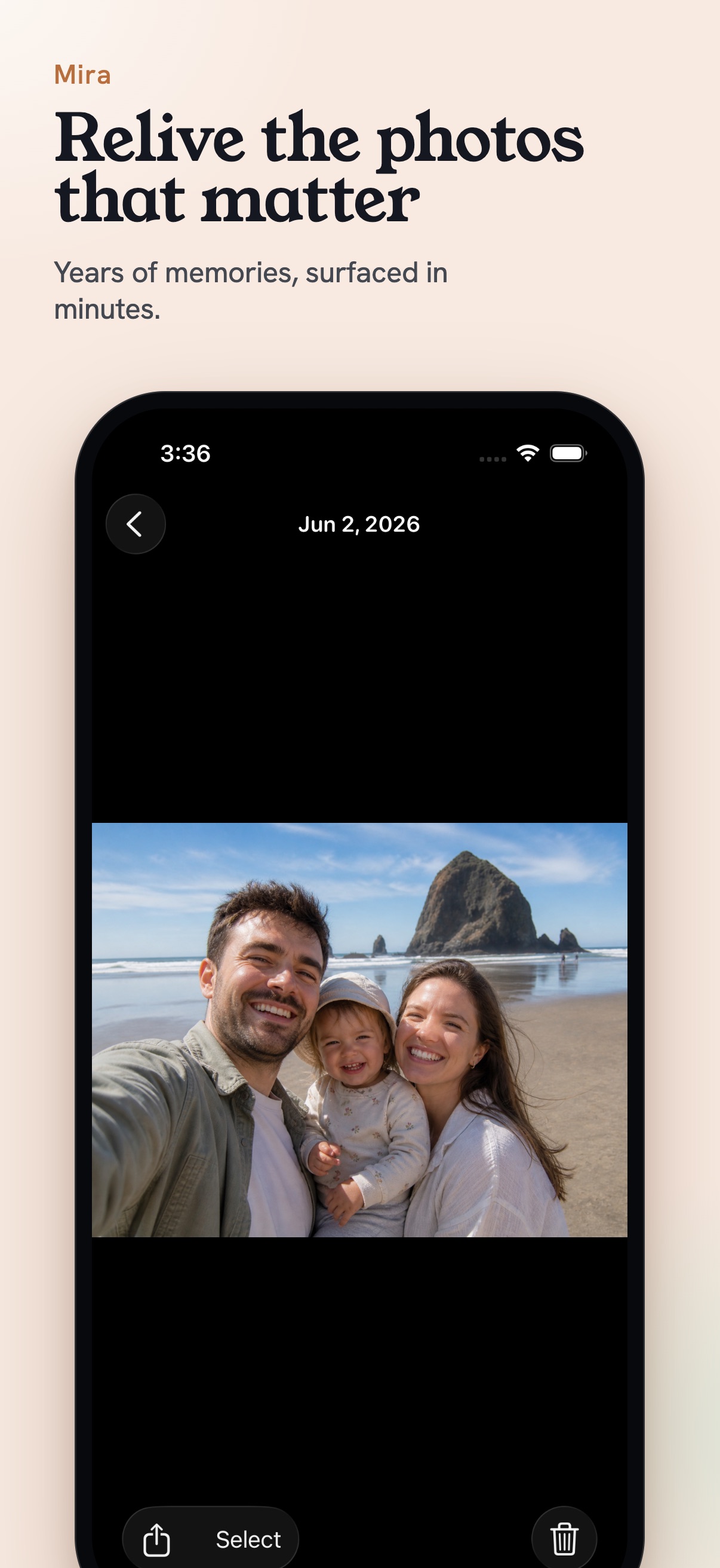 A full-screen photo in Mira with sharing, selection, and deletion controls